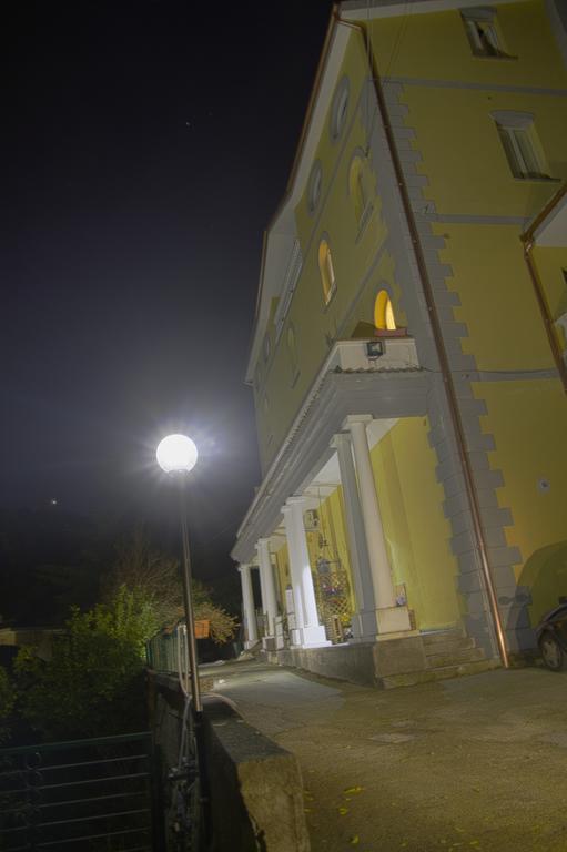 Апартаменты A Casa Di Agata Pellezzano Экстерьер фото